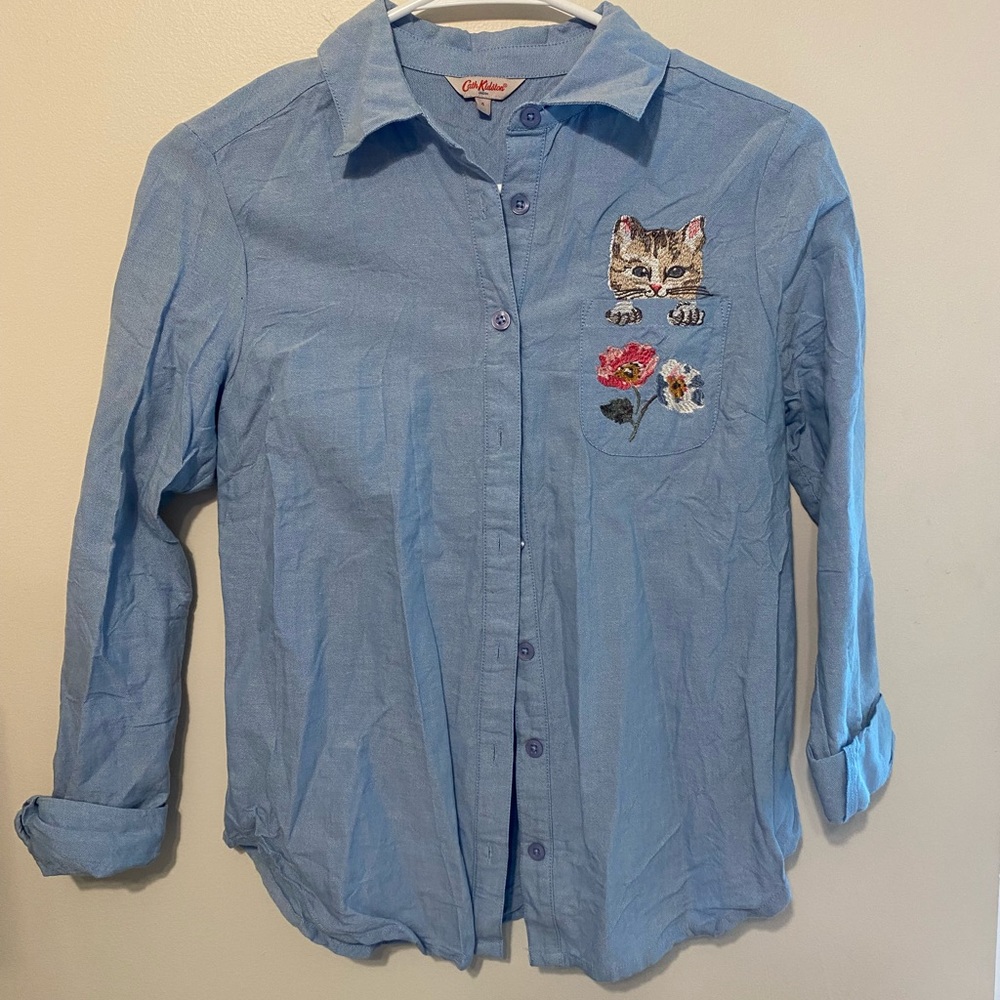 Super cute Cath Kidston button-down top!